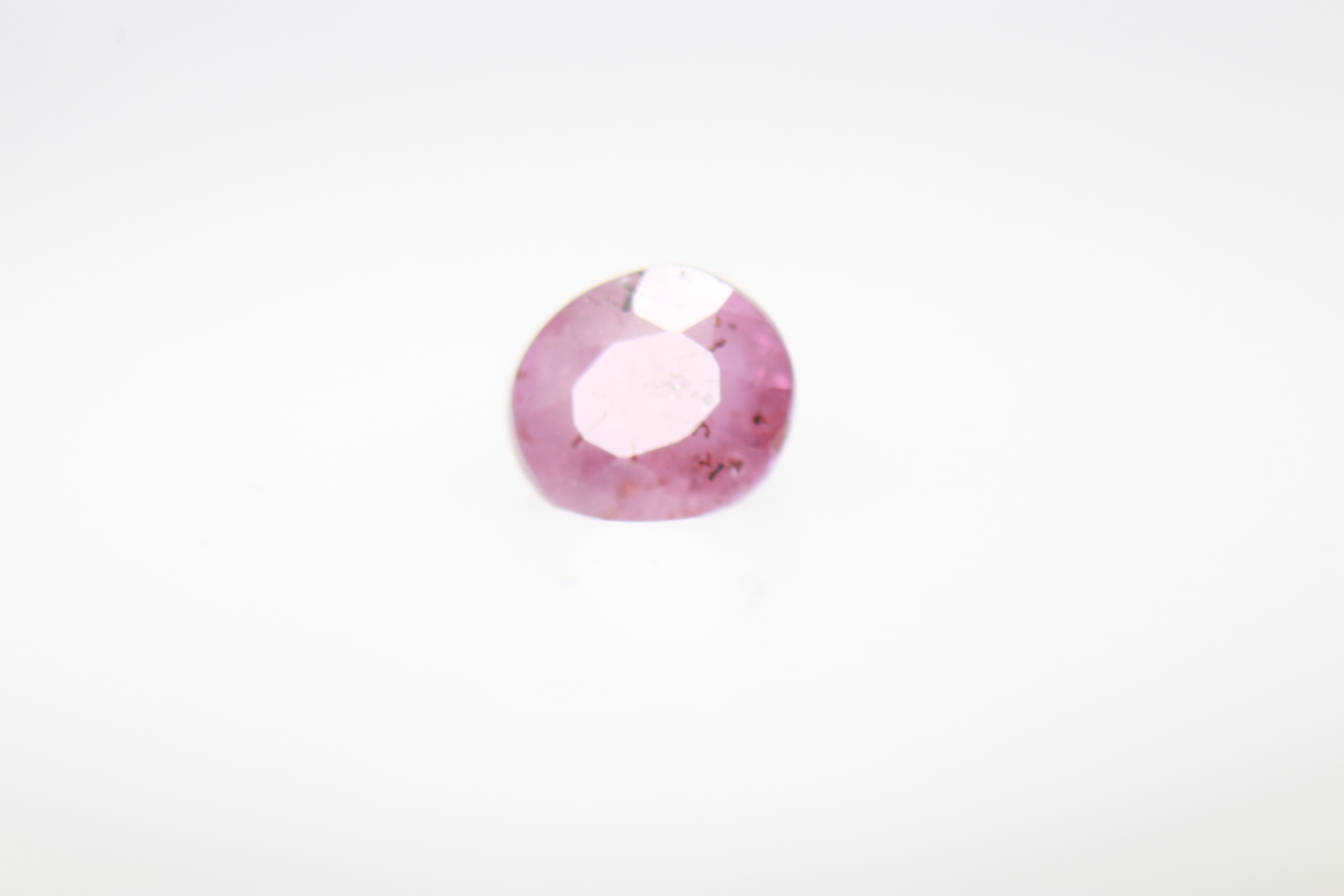 0.5ct Alice Blue Padparadscha SI1 Oval Shape (4.9x3.8x2.8 mm) Unheated gemstone from Sri Lanka