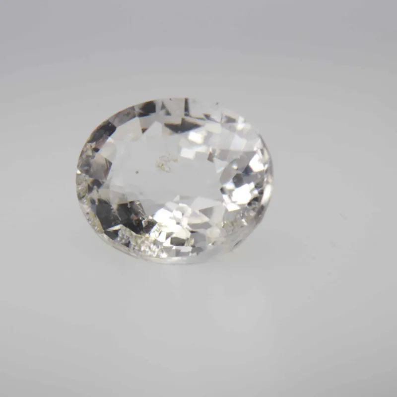 1.2ct Floral White Sapphire VVS Oval Shape (7.0x5.9x3.7 mm) Unheated gemstone from Sri Lanka