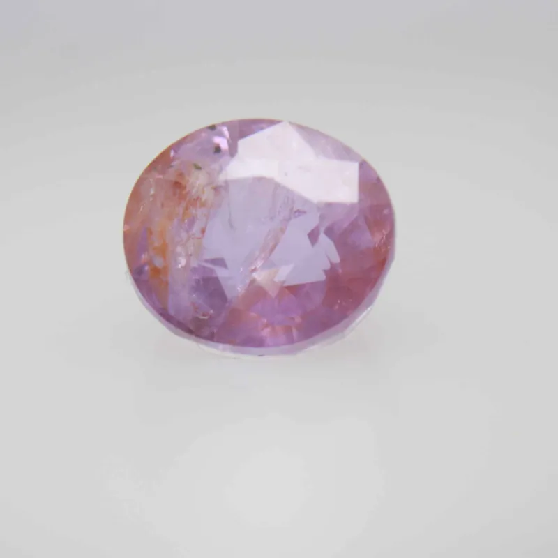 1.6ct Light Pink Padparadscha Feather Oval Shape (6.6x5.9x4.2 mm) Unheated gemstone from Sri Lanka