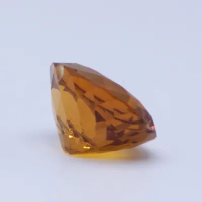14ct Orange Garnet VVS Oval Shape (18.9x14.5x10.2 mm) Unheated gemstone from Sri Lanka