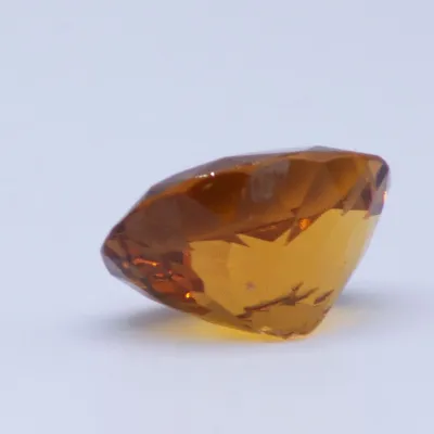 14ct Orange Garnet VVS Oval Shape (18.9x14.5x10.2 mm) Unheated gemstone from Sri Lanka