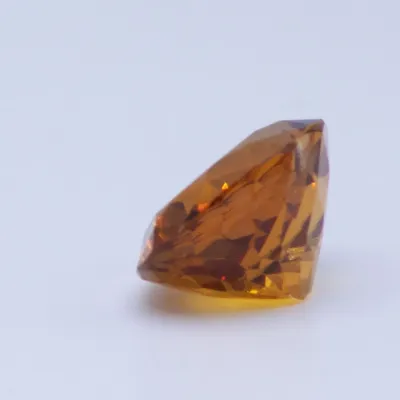 14ct Orange Garnet VVS Oval Shape (18.9x14.5x10.2 mm) Unheated gemstone from Sri Lanka