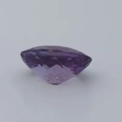 11.2ct Purple Amethyst VVS Oval Shape (16.9x13.9x8.5 mm) Unheated gemstone from Ceylon