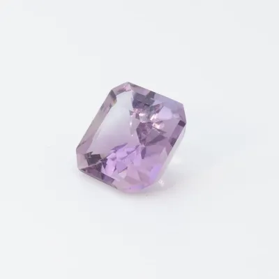 3.85ct Purple Amethyst VVS Antique Cushion Shape (9.5x9.5x6.3 mm) Unheated gemstone from Ceylon