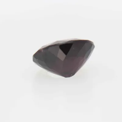 1.5ct Purple Spinel VVS Oval Shape (7.3x6.0x4.1 mm) Unheated gemstone from Sri Lanka