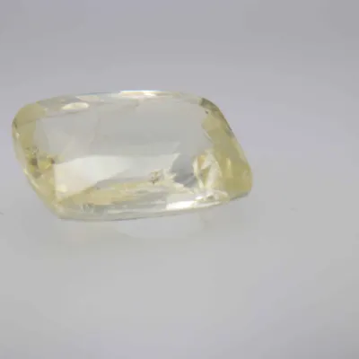 2ct Yellow Sapphire VVS1 Fancy Cushion Shape (8.7x6.4x3.2 mm) Unheated gemstone from Sri Lanka