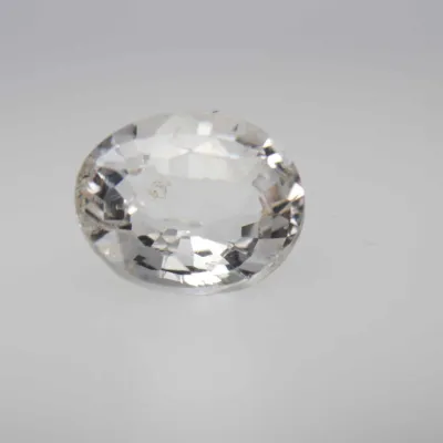 1.2ct Floral White Sapphire VVS Oval Shape (7.0x5.9x3.7 mm) Unheated gemstone from Sri Lanka