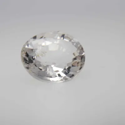 1.2ct Floral White Sapphire VVS Oval Shape (7.0x5.9x3.7 mm) Unheated gemstone from Sri Lanka