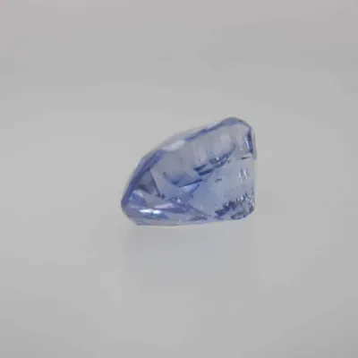1ct Alice Blue Sapphire Vs1 Oval Shape (6.6x4.8x3.7 mm) Unheated gemstone from Ceylon