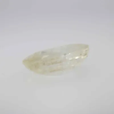1.8ct Light Goldenrod Yellow Sapphire Vs1 Oval Shape (8.1x6.5x3.3 mm) Unheated gemstone from Sri Lanka