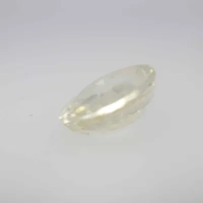 1.8ct Light Goldenrod Yellow Sapphire Vs1 Oval Shape (8.1x6.5x3.3 mm) Unheated gemstone from Sri Lanka