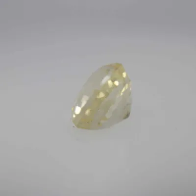 1ct Light Yellow Sapphire Vs1 Oval Shape (5.5x5.1x3.7 mm) Unheated gemstone from Sri Lanka