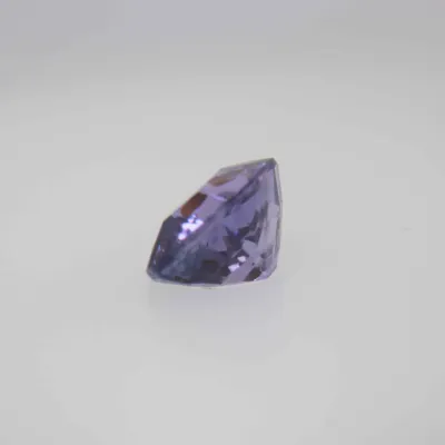 0.85ct Purple Sapphire VSI Fancy Cushion Shape (5.6x4.2x3.3 mm) Unheated gemstone from Ceylon