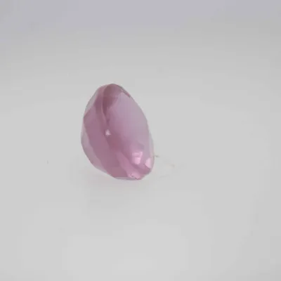 0.6ct Hot Pink Padparadscha VVS Oval Shape (5.2x4.6x3.1 mm) Unheated gemstone from Ceylon