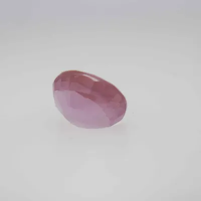 0.6ct Hot Pink Padparadscha VVS Oval Shape (5.2x4.6x3.1 mm) Unheated gemstone from Ceylon