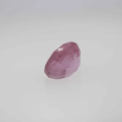 0.6ct Hot Pink Padparadscha VVS Oval Shape (5.2x4.6x3.1 mm) Unheated gemstone from Ceylon
