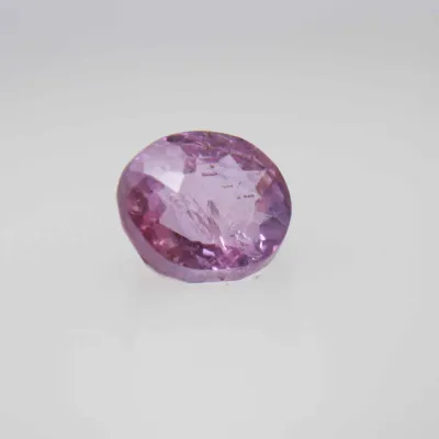 0.9ct Hot Pink Padparadscha VVS Oval Shape (5.8x4.8x3.5 mm) Unheated gemstone from Ceylon