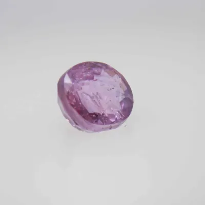 0.9ct Hot Pink Padparadscha VVS Oval Shape (5.8x4.8x3.5 mm) Unheated gemstone from Ceylon