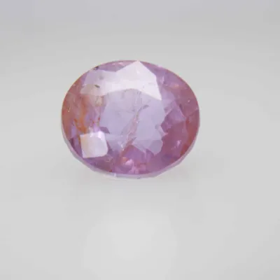 1.6ct Light Pink Padparadscha Feather Oval Shape (6.6x5.9x4.2 mm) Unheated gemstone from Sri Lanka