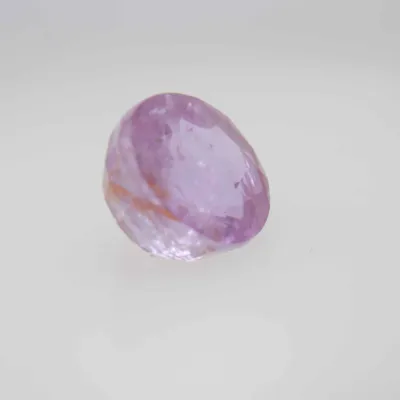 1.6ct Light Pink Padparadscha Feather Oval Shape (6.6x5.9x4.2 mm) Unheated gemstone from Sri Lanka
