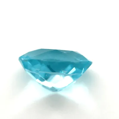 3ct Light Blue Apatite VVS Oval Shape (10.8x9x6.2 mm) Unheated gemstone from Sri Lanka