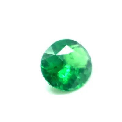 1.1ct Vivid Green Garnet VVS Oval Shape (6.91x5.91x3.82 mm) Unheated gemstone from Sri Lanka