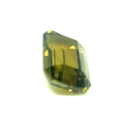 2.10ct Light green to Brownish Yellow Alexandrite Flawless (fl) Emerald Shape (8.76x5.83x3.93 mm) Unheated gemstone from Sri Lanka