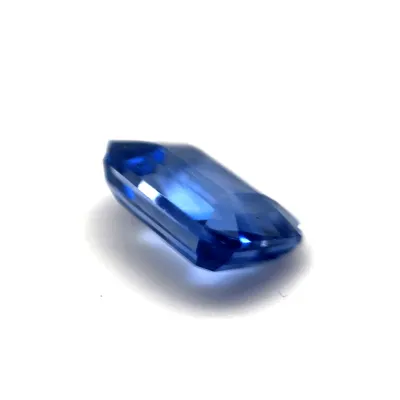 1.3ct Blue Sapphire Flawless (fl) Emerald Shape (7.1x4x3 mm) Unheated gemstone from Sri Lanka
