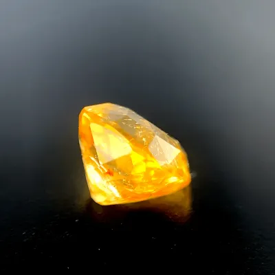 2.85ct Yellow Sapphire Vs Oval Shape (7.9x7.8x6.5 mm) UNHEATED gemstone