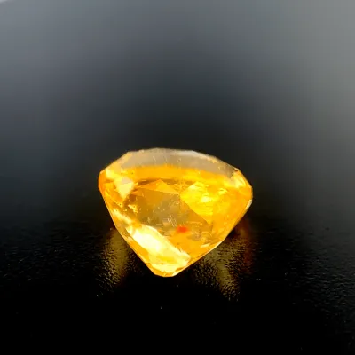 2.85ct Yellow Sapphire Vs Oval Shape (7.9x7.8x6.5 mm) UNHEATED gemstone