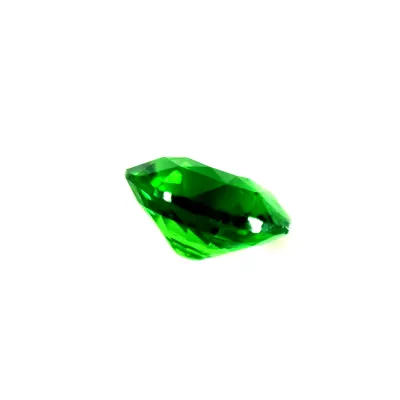 1.1ct Vivid Green Garnet VVS Oval Shape (6.91x5.91x3.82 mm) Unheated gemstone from Sri Lanka