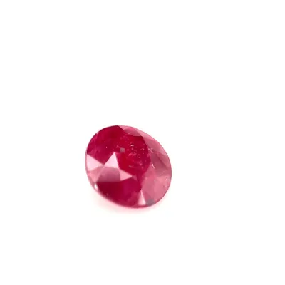 0.95ct Red Ruby Vs Oval Shape (6.8x5.7x2.5 mm) UNHEATED gemstone from Ceylon