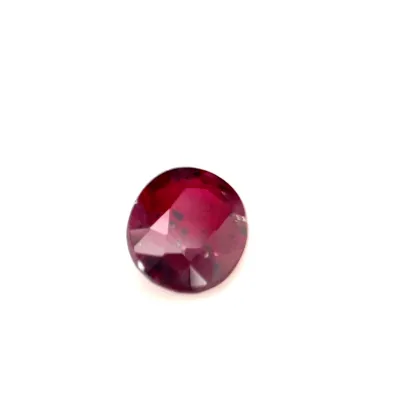 0.7ct Red Ruby Vs Oval Shape (6.6x4.8x2.3 mm) UNHEATED gemstone from Ceylon