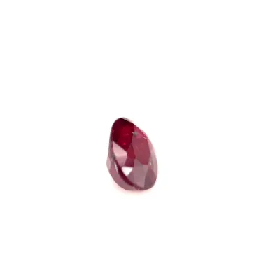 0.65ct Red Ruby Vs Oval Shape (5.7x4x2.7 mm) UNHEATED gemstone from Ceylon