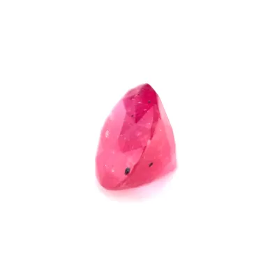 1.35ct Pinkish Red Ruby Vs Oval Shape (7.1x5.5x3.5 mm) UNHEATED gemstone from Ceylon