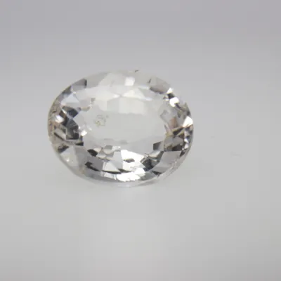 1.2ct Floral White Sapphire VVS Oval Shape (7.0x5.9x3.7 mm) Unheated gemstone from Sri Lanka
